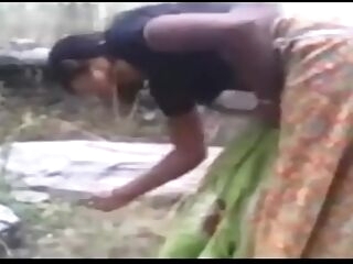 DESI INDIAN VILLAGE CHEATING GIRL FUCKING Brutha Acquaintance FUCK OUTDORR